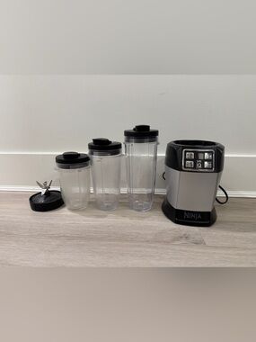 Ninja Blender with Cups and Lids - Trio